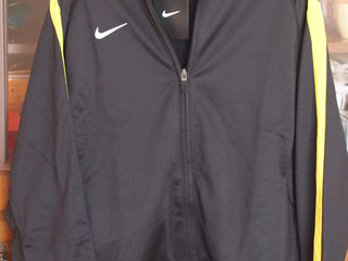 Vind batnic Nike Competition jacket -270 lei foto 6