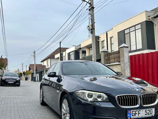 BMW 5 Series foto 3