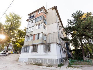 Apartament cu 2 camere, 45 m², Botanica, Chișinău foto 11