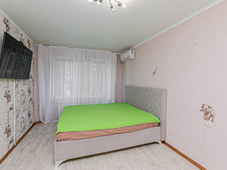 Apartament cu 2 camere, 58 m², Botanica, Chișinău foto 1