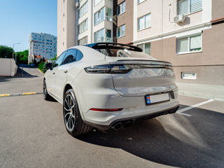 Porsche Cayenne foto 2