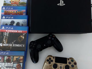 PlayStation 4 foto 2