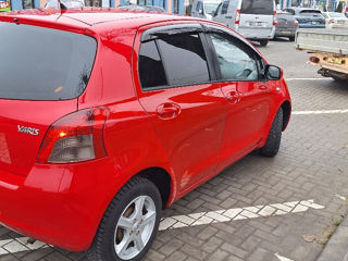 Toyota Yaris foto 3