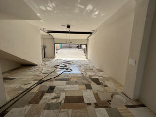 Direct de la Compania de constructii !!! Townhouse cu Reparatie Euro +  2 Garaje subterane. foto 16