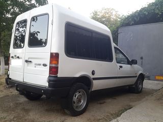 Ford Courier foto 10