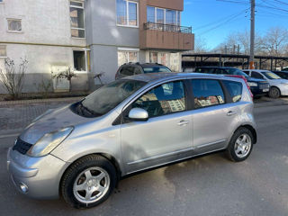 Nissan Note foto 2