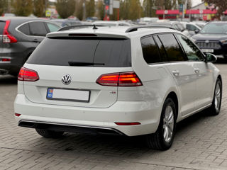 Volkswagen Passat foto 3