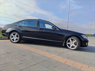 Mercedes S-Class foto 2