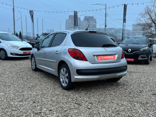 Peugeot 207 foto 5