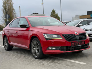 Skoda Superb foto 2