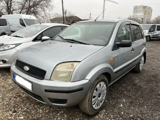 Ford Fusion foto 2