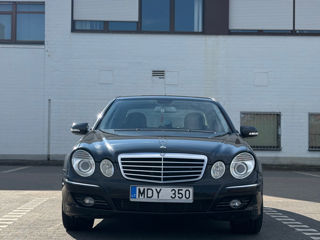 Mercedes E-Class foto 2