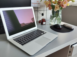 MacBook Air 13 2011 (i5, 4 Gb, HDD120 Gb)