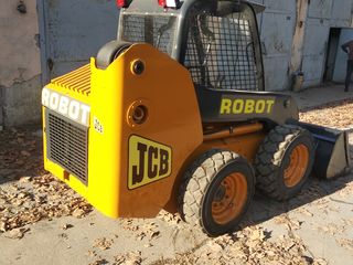 Мини погрузчик JCB foto 1