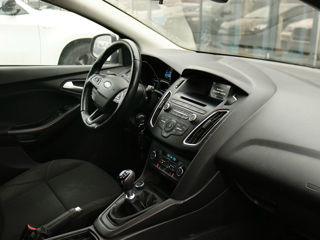 Ford Focus foto 9