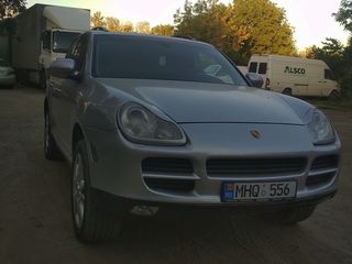 Porsche Cayenne foto 2