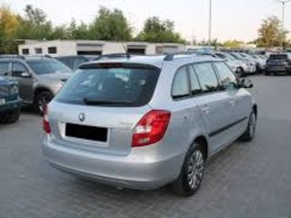 Skoda Fabia фото 1