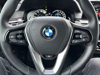 BMW 5 Series foto 11