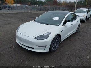 Tesla Model 3 foto 3