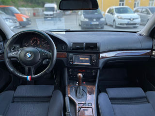 BMW 5 Series foto 11