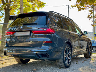 BMW X7 foto 8