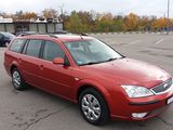 Ford Mondeo foto 1