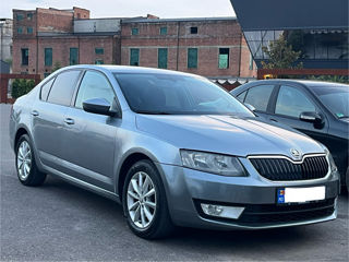 Skoda Octavia foto 1