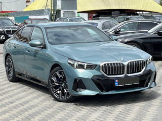 BMW 5 Series foto 4