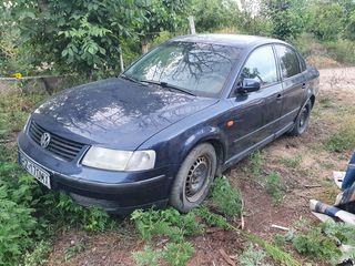 Piese VW Pasat B 5   1.8 ben  1.9 tdi . 2.8 ben. Audi A 6 foto 1