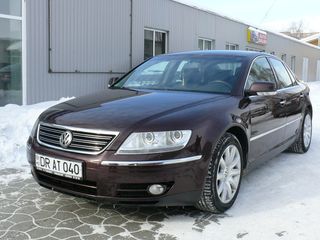 Volkswagen Phaeton foto 1