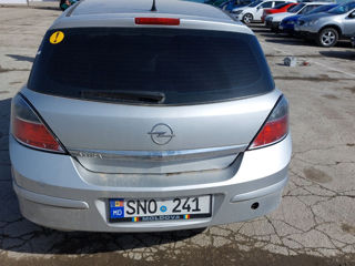 Opel Astra foto 3