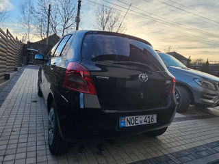 Toyota Yaris foto 4