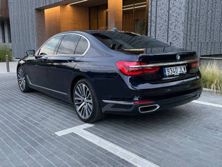 BMW 7 Series foto 5