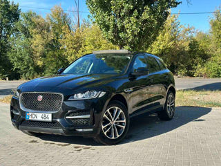 Jaguar F-PACE foto 2