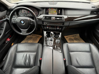 BMW 5 Series foto 10