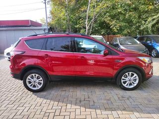 Ford Escape foto 4