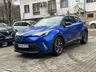 Toyota C-HR foto 2