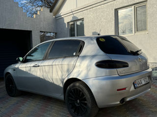 Alfa Romeo 147 foto 5