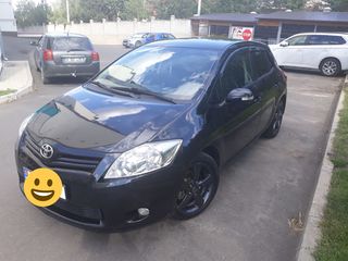 Toyota Auris foto 1