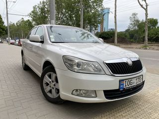 Oferim automobile in chirie in Chisinau,livrare 24/7 foto 14