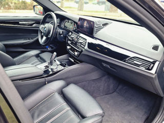 BMW 5 Series foto 10