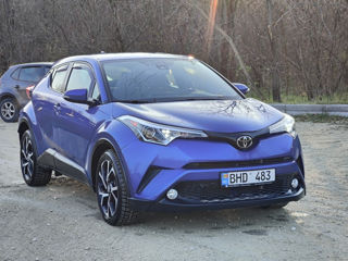 Toyota C-HR foto 3