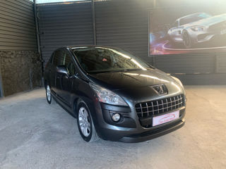 Peugeot 3008 foto 1