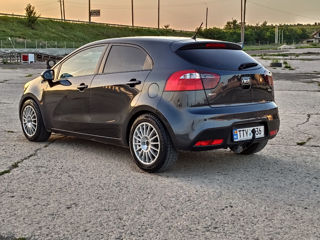 KIA Rio foto 4