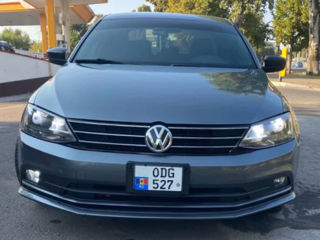 Volkswagen Jetta foto 4