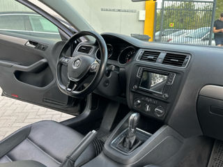 Volkswagen Jetta foto 12