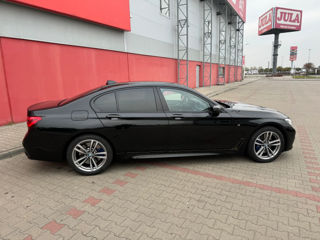 BMW 7 Series foto 4