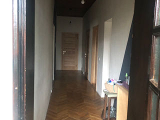 Urgent     vindem   casa 170m2 foto 4