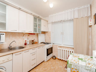 Apartament cu 3 camere, 76 m², Botanica, Chișinău foto 11