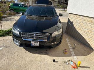 Lincoln MKZ